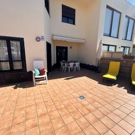 Alquilaencanarias Duplex Playa Del Medano * エル・メダノ